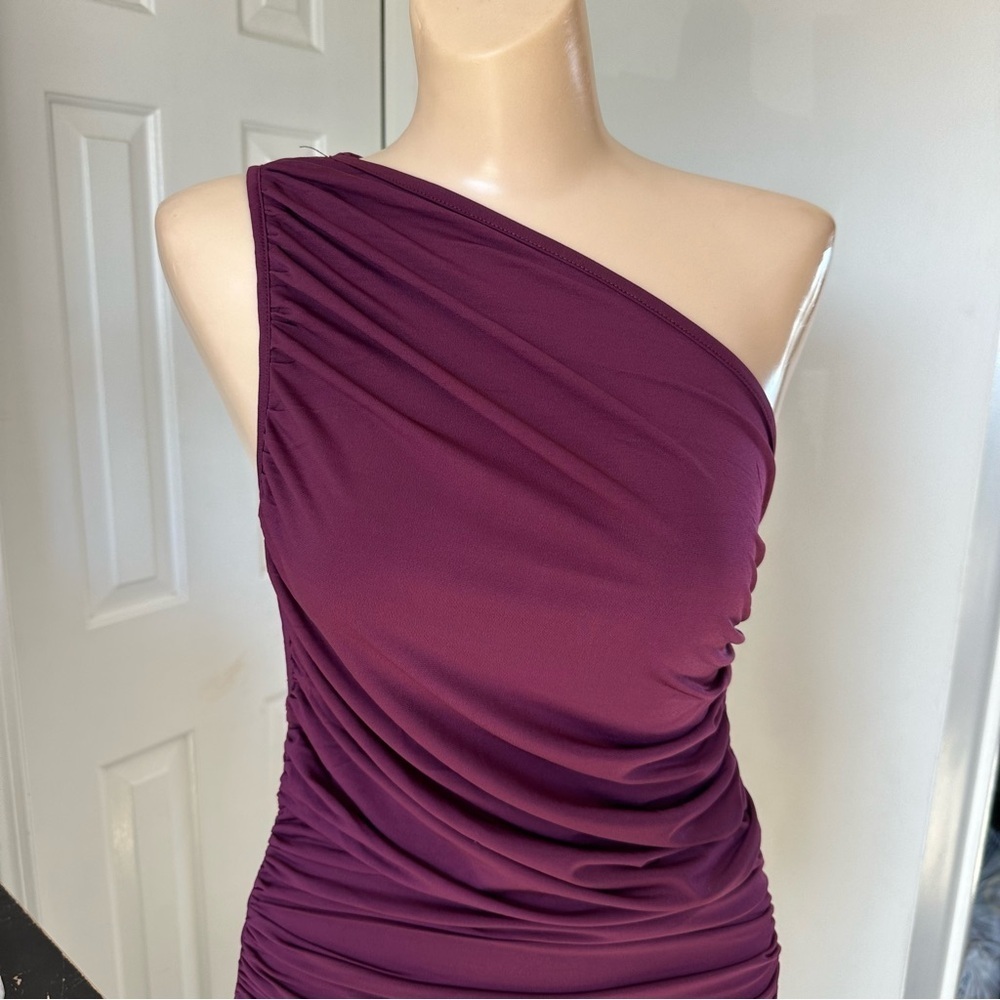 LULU’S EFFORTLESS MAGNETISM RUCHED ONE SHOULDER MAXI DRESS - Picture 10 of 15